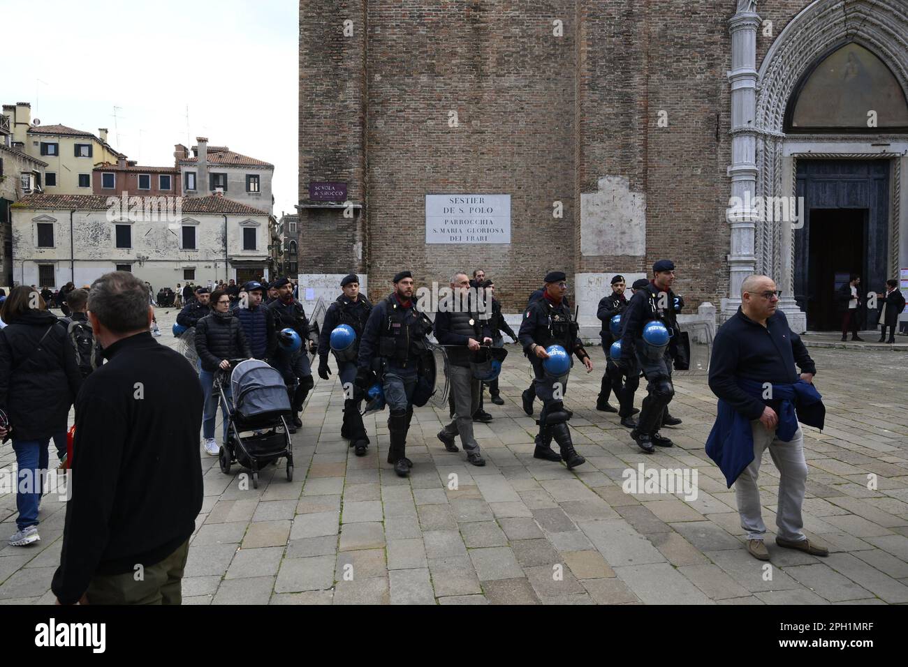 Venezia, Italy. 25th Mar, 2023. Anarchists` demostation in favour of